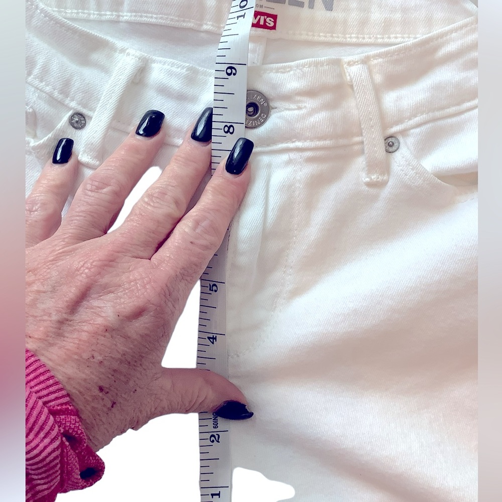 Denizen Levi’s Women’s Capris EUC - Picture 5 of 10